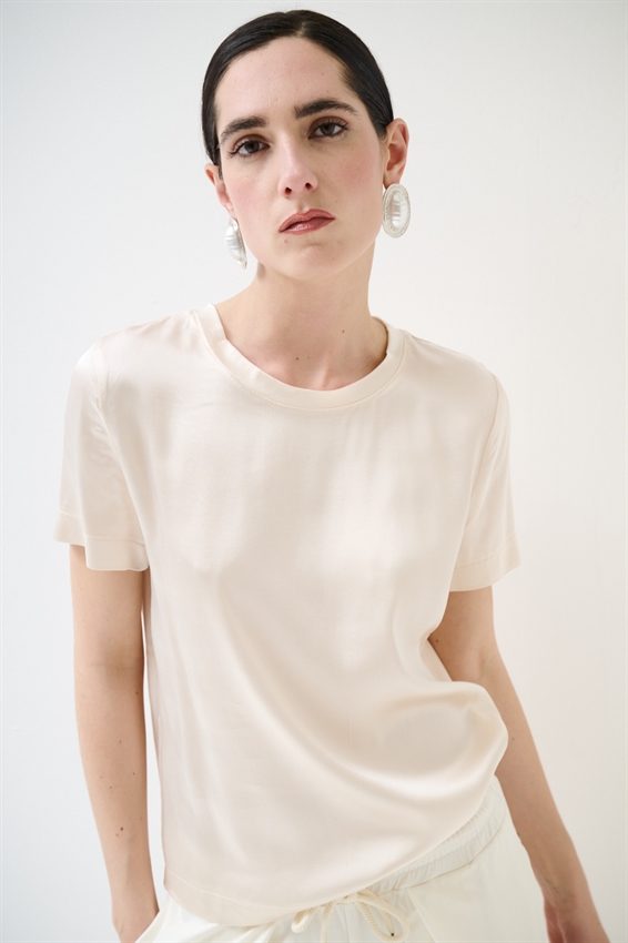 T-SHIRT IN RASO VISCOSA PARICOLLO