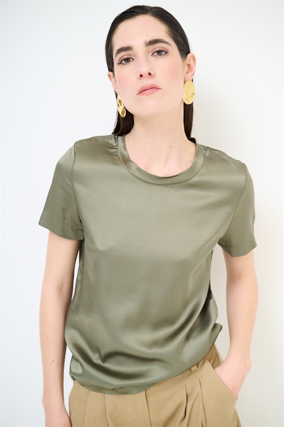 T-SHIRT IN RASO VISCOSA PARICOLLO