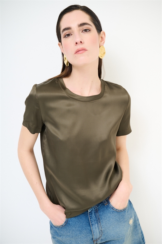 T-SHIRT IN RASO VISCOSA PARICOLLO