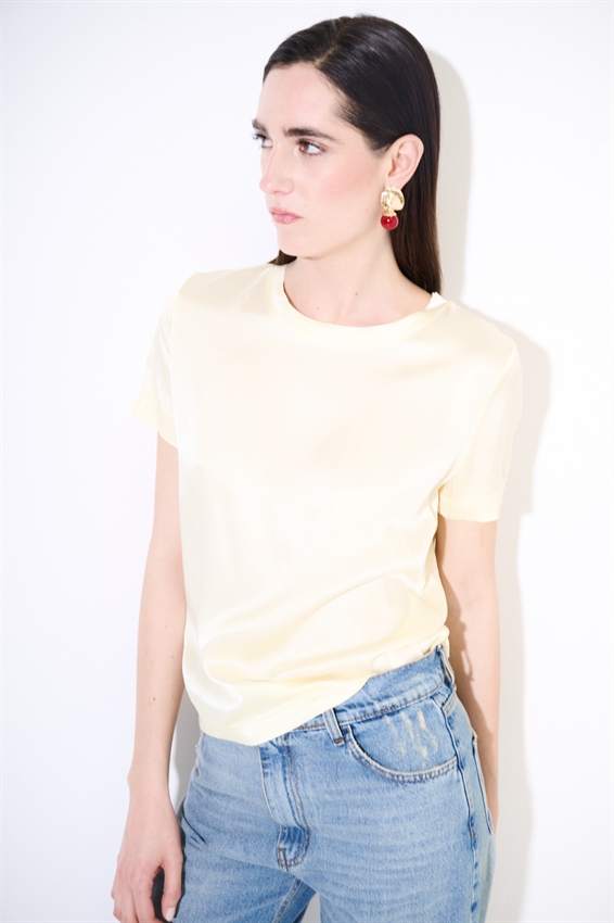 T-SHIRT IN RASO VISCOSA PARICOLLO