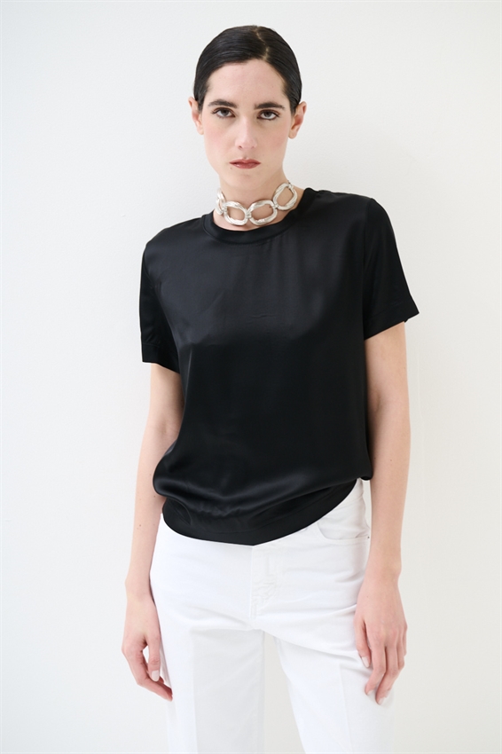 T-SHIRT IN RASO VISCOSA PARICOLLO