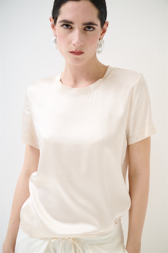 T-SHIRT IN RASO VISCOSA PARICOLLO BURRO