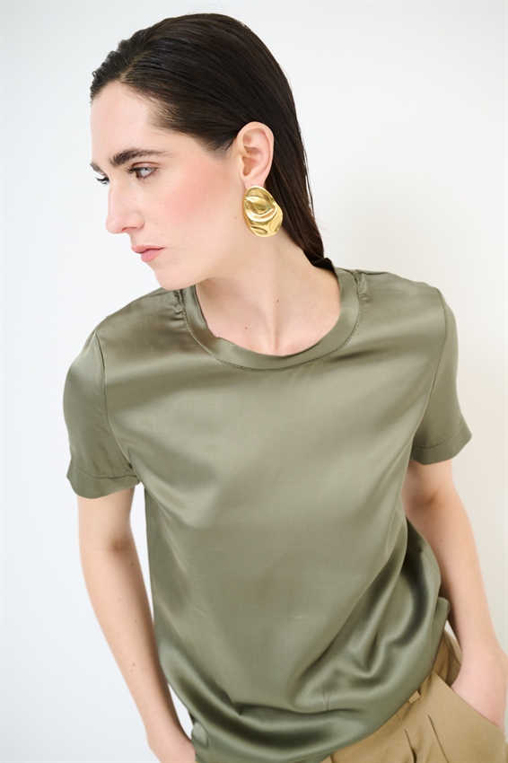 T-SHIRT IN RASO VISCOSA PARICOLLO VERDE MILITARE