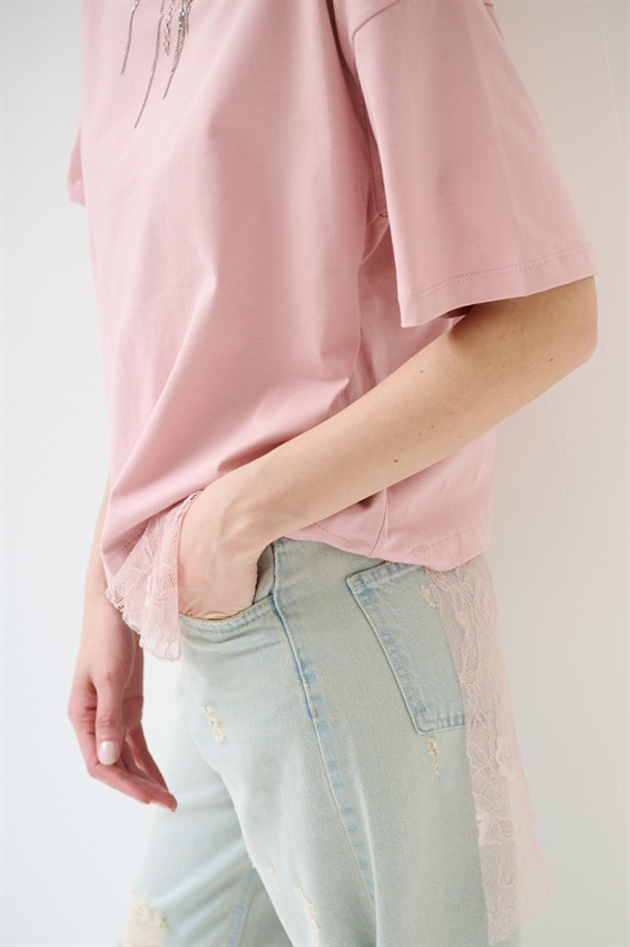 T-SHIRT COTONE CON PIZZO ASIMMETRICO