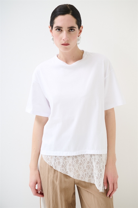 T-SHIRT COTONE CON PIZZO ASIMMETRICO BIANCO