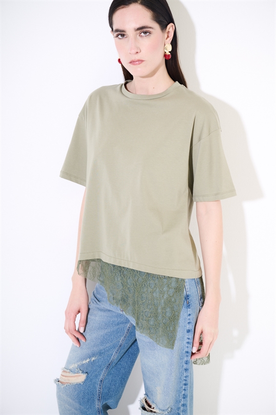 T-SHIRT COTONE CON PIZZO ASIMMETRICO VERDE MILITARE