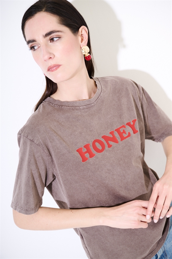 T-SHIRT EFFETTO MARMORIZZATO STAMPA HONEY