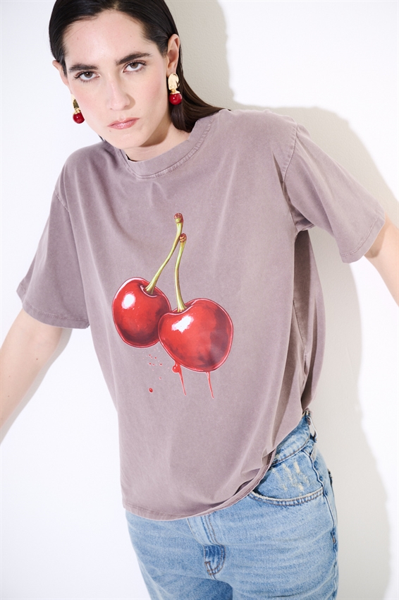 T-SHIRT EFFETTO MARMORIZZATO STAMPA CILIEGIA