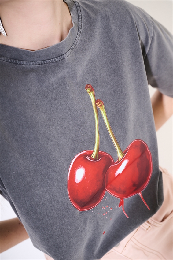 T-SHIRT EFFETTO MARMORIZZATO STAMPA CILIEGIA GRIGIO