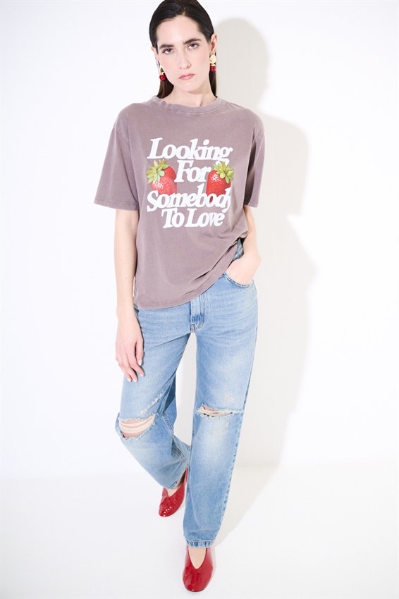 T-SHIRT EFFETTO MARMORIZZATO STAMPA FRAGOLE