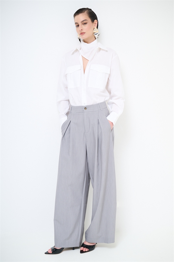 CAMICIA SAFARI IN COTONE CON FOULARD BIANCO