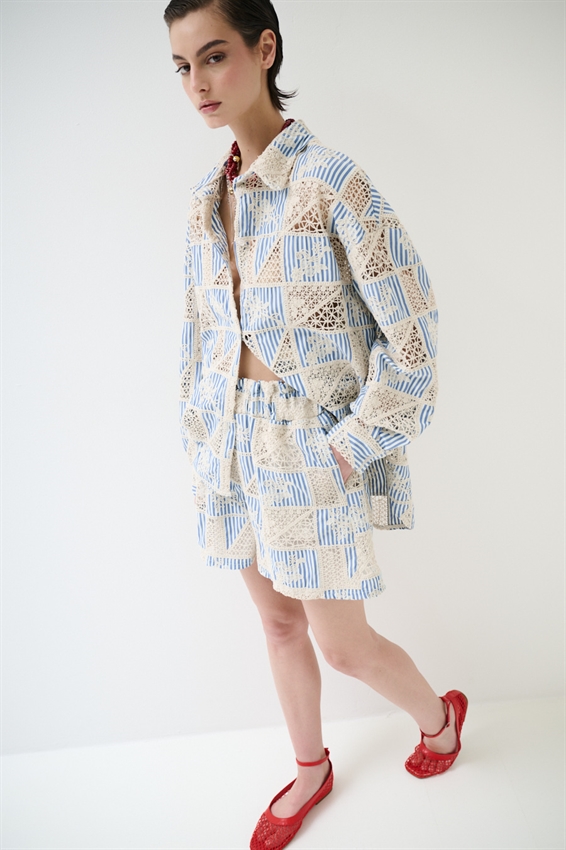 CAMICIA OVER A RIGHE + RICAMO