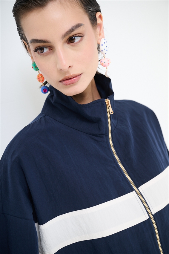 BOMBER COLLO IMBUTO CON STRISCIA DAVANTI