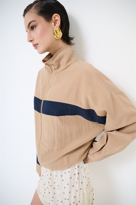 BOMBER COLLO IMBUTO CON STRISCIA DAVANTI