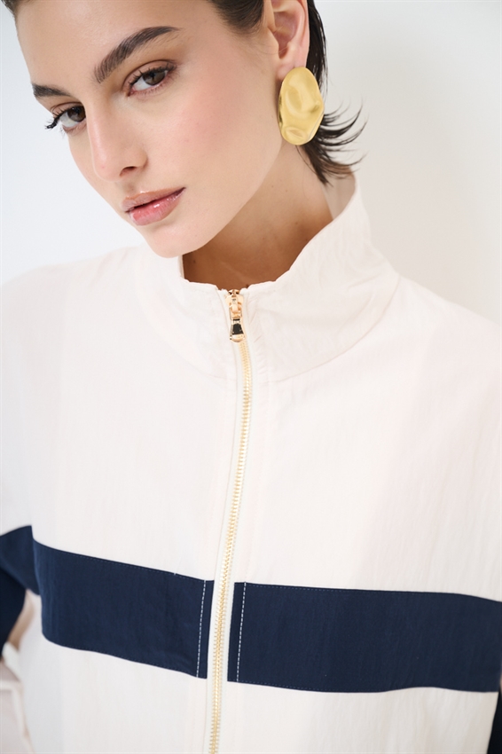 BOMBER COLLO IMBUTO CON STRISCIA DAVANTI PANNA/BLU