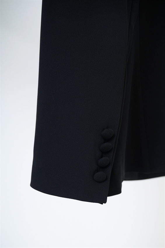 BLAZER MONOPETTO CON REVERS CLASSICI E UN BOTTONE