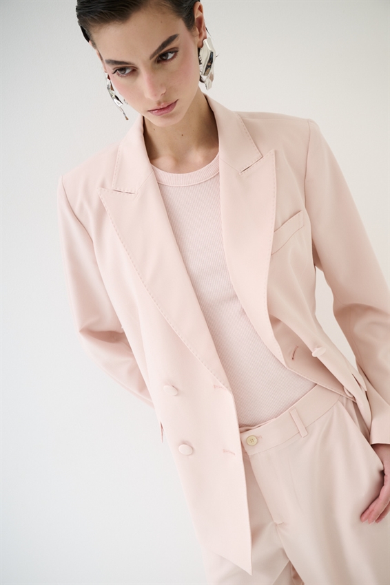 BLAZER DOPPIOPETTO CON REVERS LARGHI E 4 BOTTONI ROSA