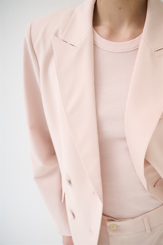 BLAZER DOPPIOPETTO CON REVERS LARGHI E 4 BOTTONI ROSA