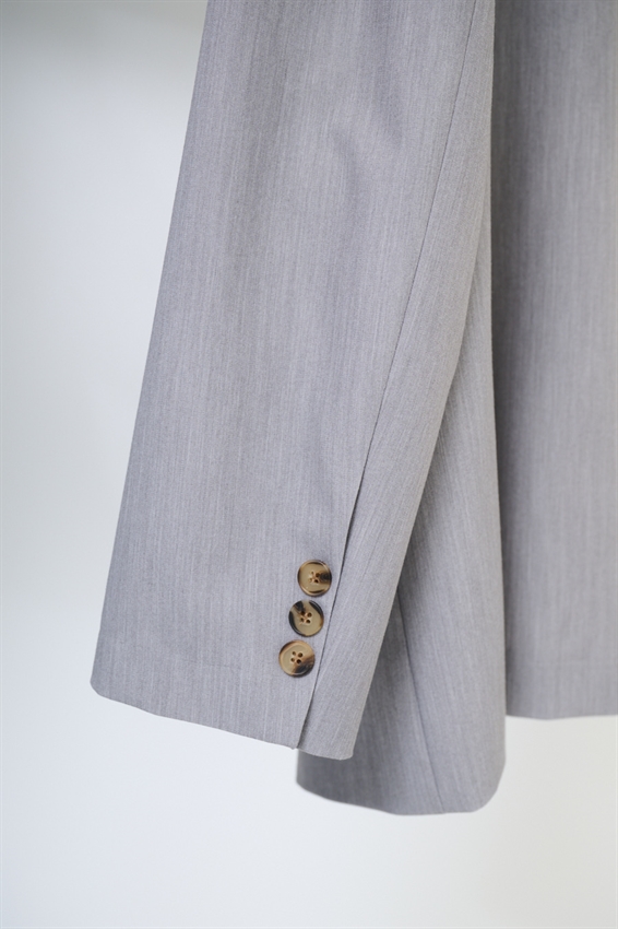 BLAZER MONOPETTO 2 BOTTONI E TASCHE A FILETTO