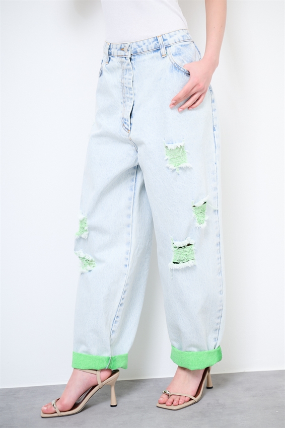 JEANS MARMORIZZATO CON STRAPPI E INTERNO FLUO VERDE