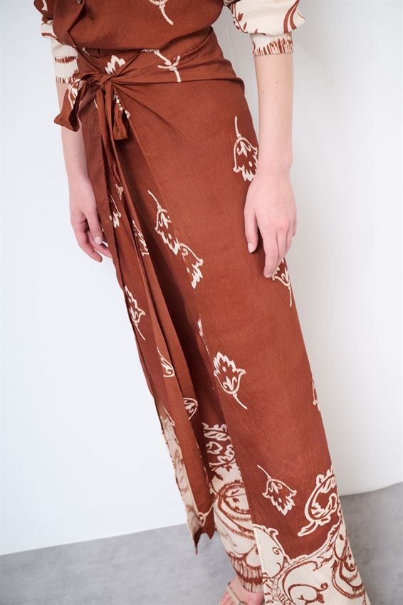 PANTALONE PAREO CON FIOCCO STAMPATO TERRA