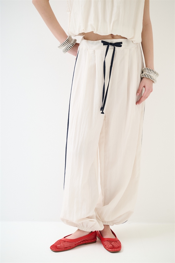 PANTALONE DRITTO CON BANDA A CONTRASTO BURRO/BLU