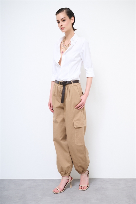 PANTALONE CARGO CON ELASTICO CAMMELLO