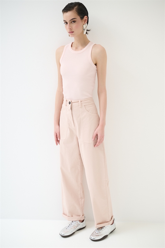 PANTALONE REGOLARE CON TASCONI E CINTURA