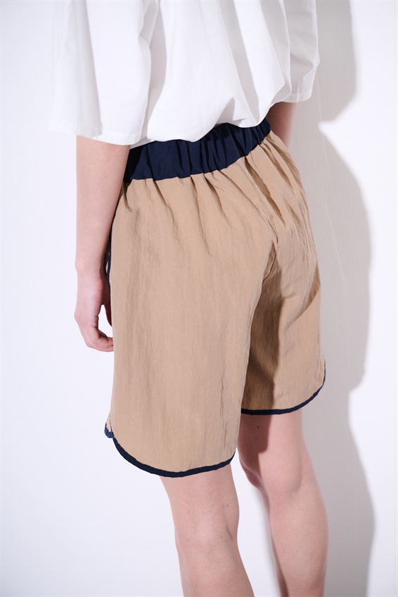 SHORTS BOXER CON BORDO A CONTRASTO CAMMELLO