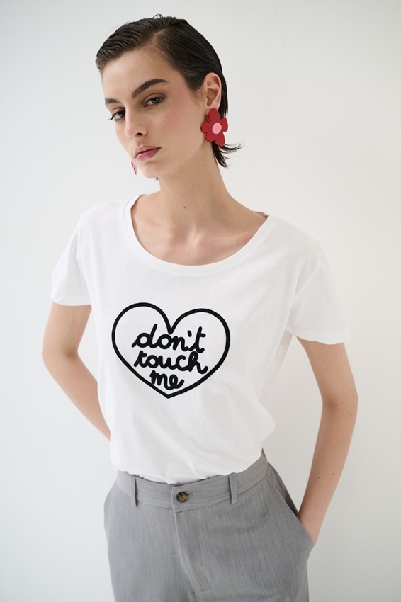 T-SHIRT BASIC CON STAMPA DONT TUCH ME BIANCO