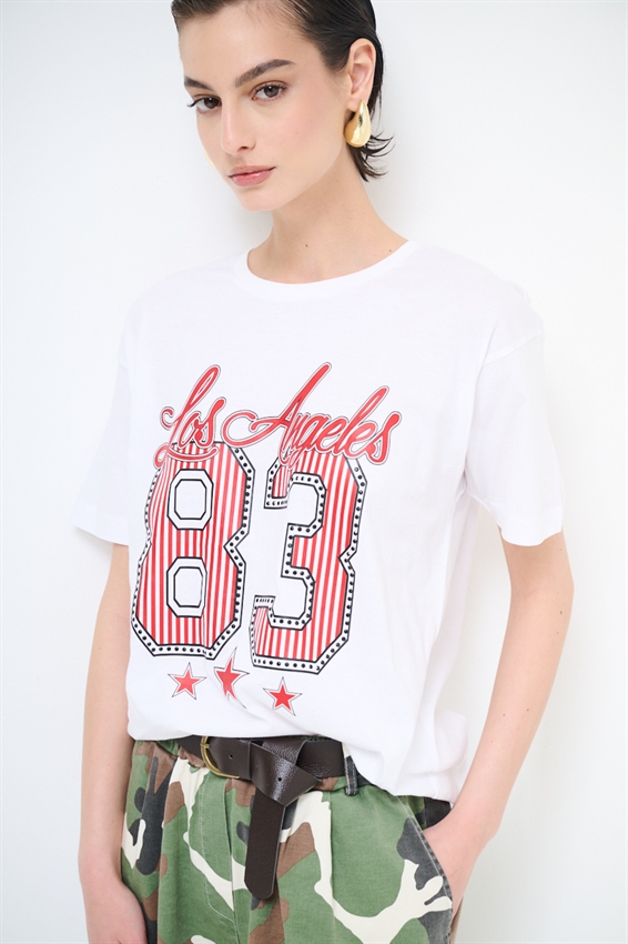 T-SHIRT OVER CON STAMPA 83 + BORCHIE BIANCO