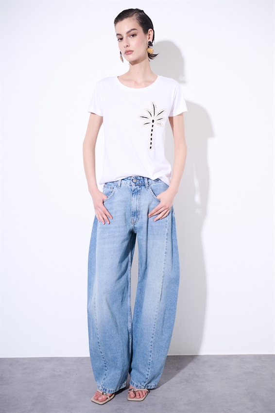 T-SHIRT BASIC CON APPLICAZIONE PALMA