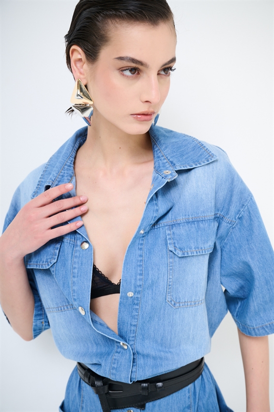 TUTA INTERA IN DENIM CON EFFETTO SABBIATO BLU CHIARO