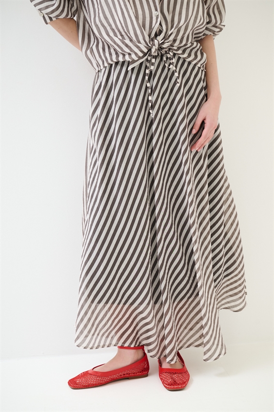 GONNA A SBIECO A RIGHE NERO/BURRO