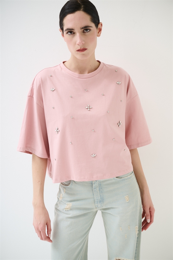 T-SHIRT CON APPLICAZIONE CASTONI ROSA