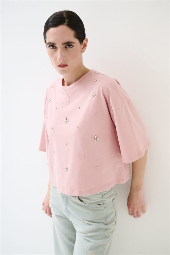 T-SHIRT CON APPLICAZIONE CASTONI ROSA