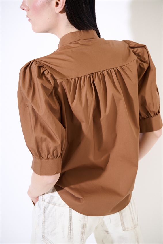 CAMICIA MEZZA MANICA CON COLLO COREANA BISCOTTO