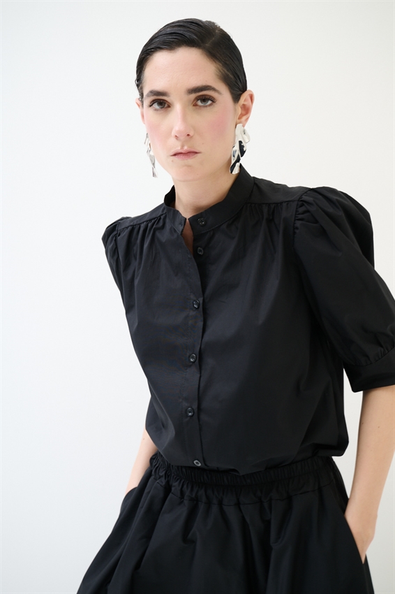 CAMICIA MEZZA MANICA CON COLLO COREANA NERO