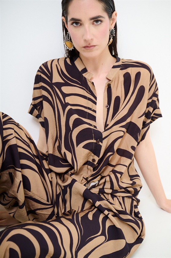 CAMICIA OVER CON NODO A FANTASIA