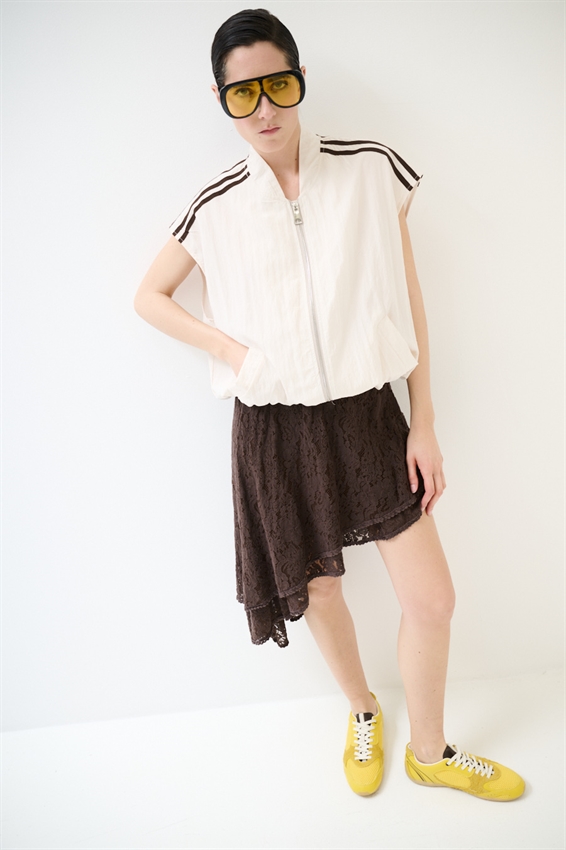 GONNA ASIMMETRICA IN PIZZO CON DOPPIA BALZA