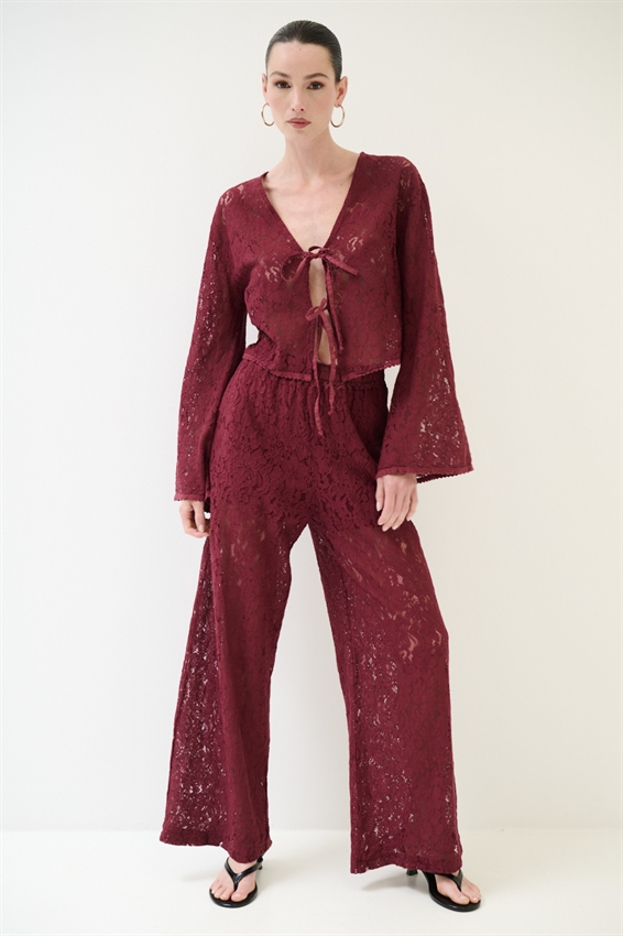 PANTALONE IN PIZZO CON FODERA MUSSOLA