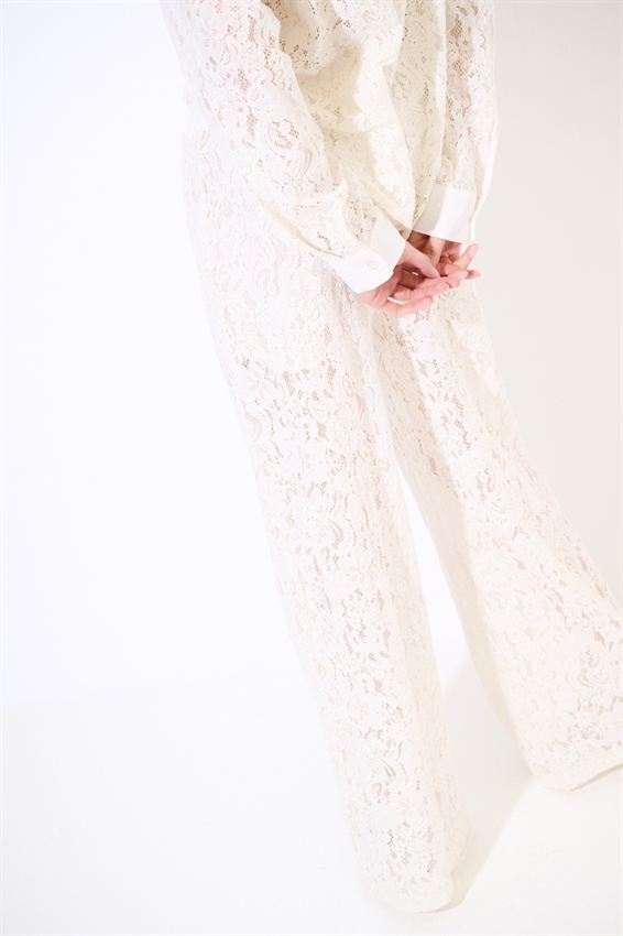 PANTALONE IN PIZZO CON FODERA MUSSOLA