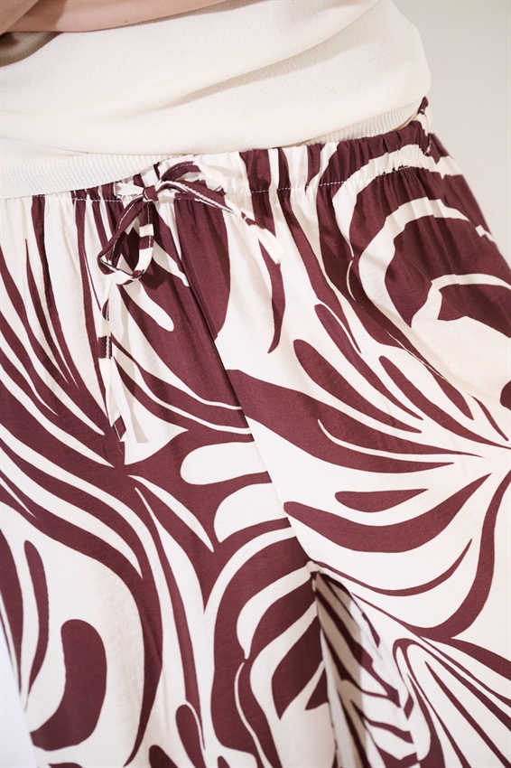 PANTALONE AMPIO CON ELASTICO A FANTASIA