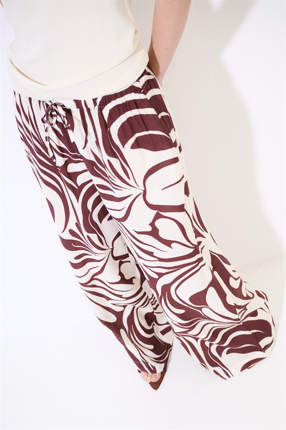 PANTALONE AMPIO CON ELASTICO A FANTASIA