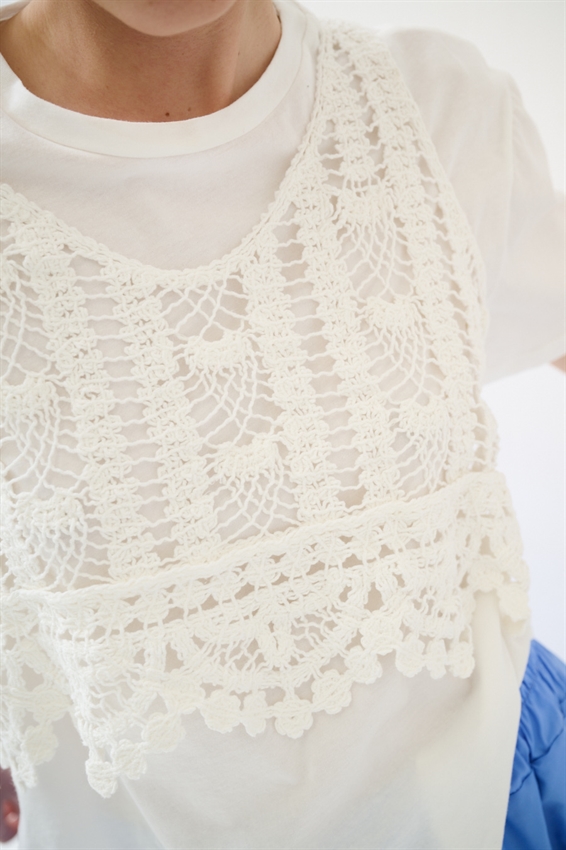 T-SHIRT OVER CON TOP MACRAME