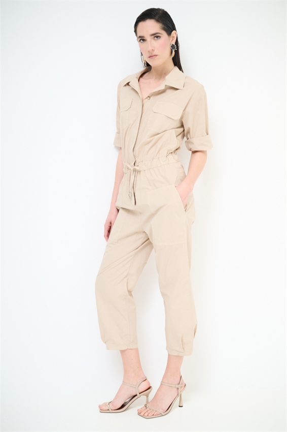 TUTA INTERA CON TASCHE IN TELA