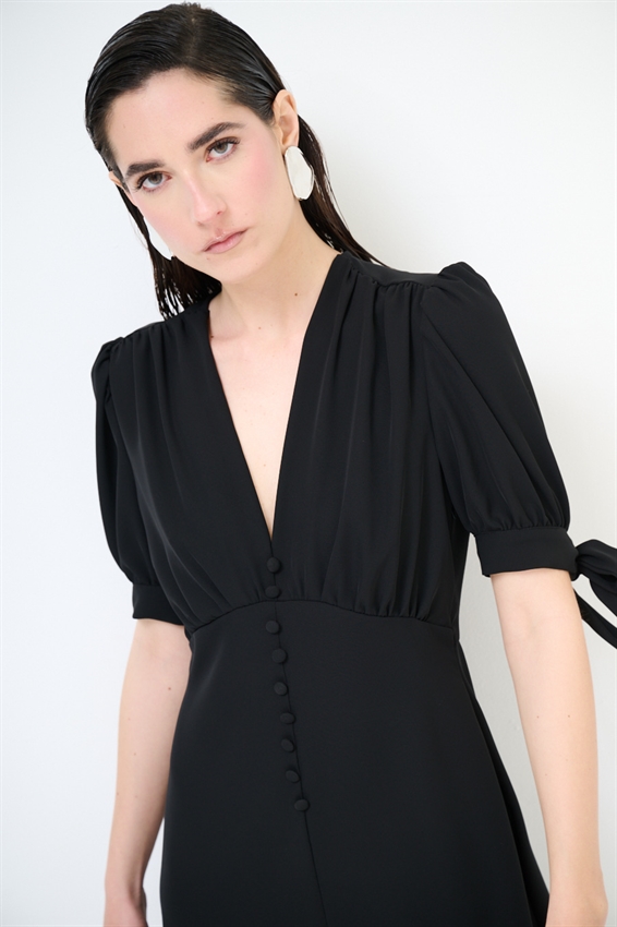 ABITO CORTO CON BOTTONI FODERATI NERO