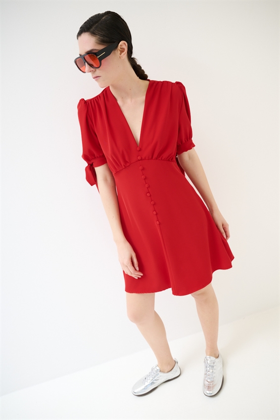 ABITO CORTO CON BOTTONI FODERATI ROSSO