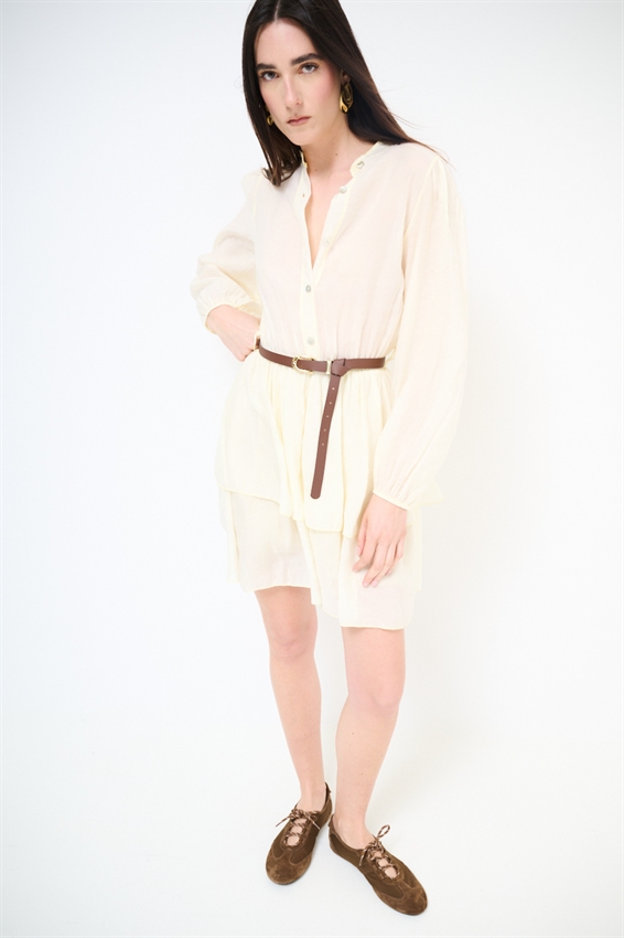 ABITO CORTO CON BALZA E CINTURA BURRO