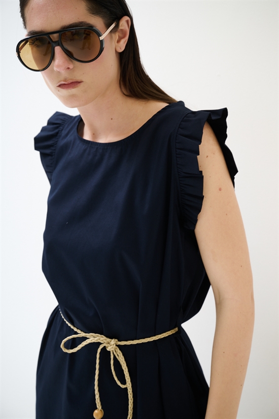 ABITO CORTO CON BALZA SUL FONDO